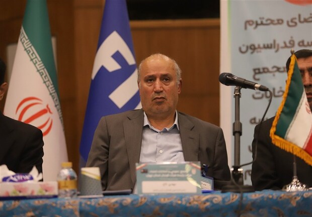 تاج: آماده کردن ورزشگاه‌ها وظیفه فدراسیون فوتبال نیست