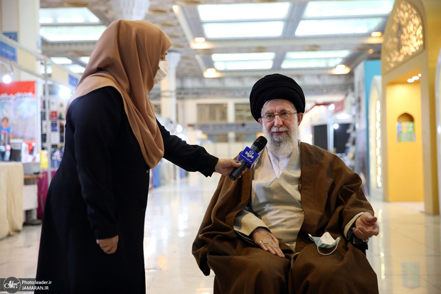 رهبر معظم انقلاب: فرهنگ سازی کشور همواره احتیاج به کتاب دارد