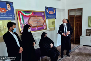 حضور وزير خارجه بوسنى در منزل حضرت امام خمينى(س) قم/ دانشگاه ادیان و مذاهب