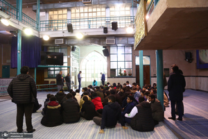 بازدید اقشار مختلف مردم از بیت امام خمینی (س) در جماران-4