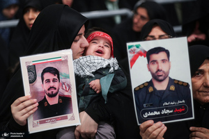 مراسم گرامیداشت عید میلاد پیامبر اکرم (ص) و امام صادق (ع) در حسینیه امام خمینی (ره)