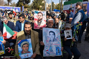 گلباران محل جلوس امام خمینی (س) در بهشت زهرا (س)