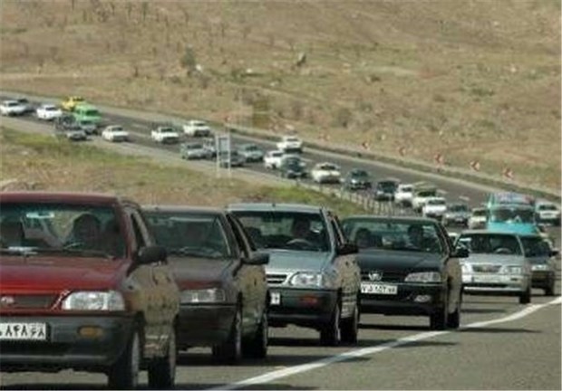 تردد بیش از یک میلیون خودرو در جاده های زنجان