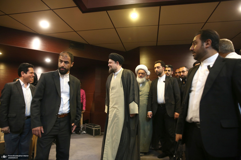 جشن میلاد امام رضا (ع) در حرم امام خمینی (س)