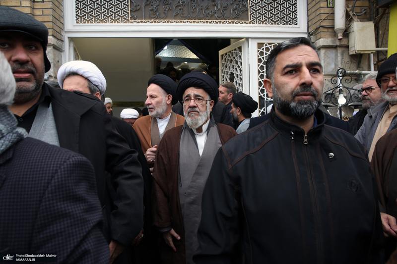 مراسم شییع و نماز