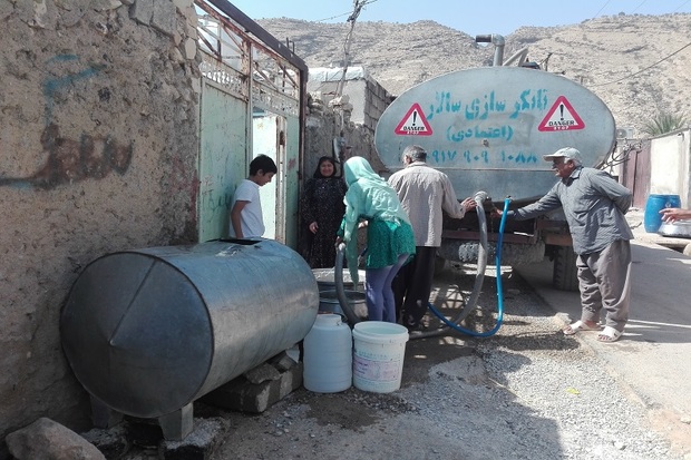 پنج چاه آب آشامیدنی در روستاهای باشت خشک شد