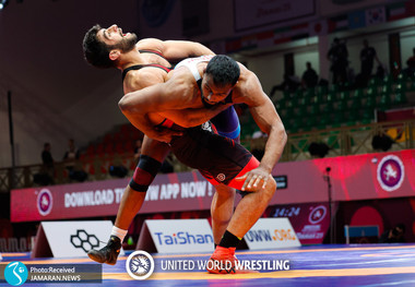 دو ایرانی برترین کشتی گیران ماه جهان