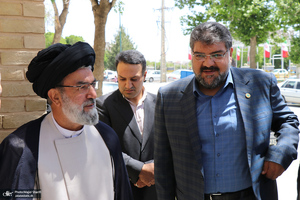 بازدید رئیس مرکز وکلای قوه قضائیه از بیت تاریخی امام خمینی