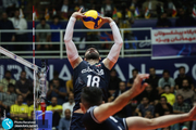 والیبال ایران از جای خود تکان نخورد