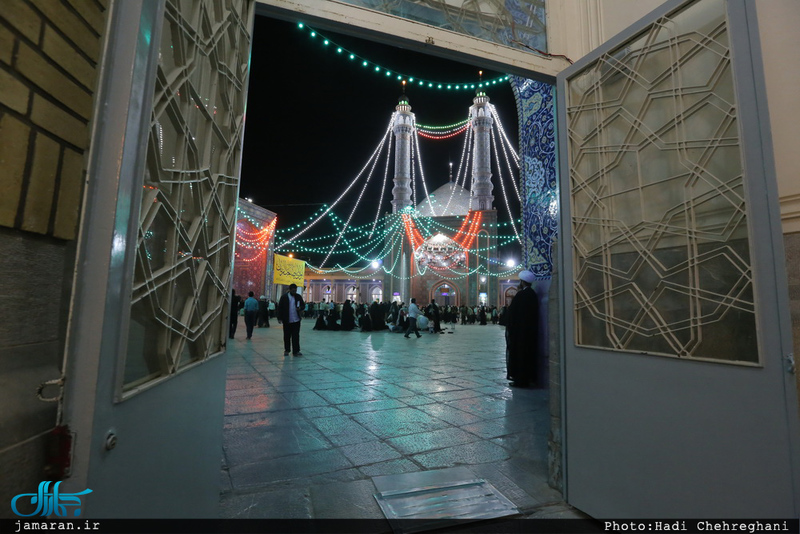 حال و هوای شب میلاد حضرت مهدی(عج) در حرم حضرت معصومه(س)
