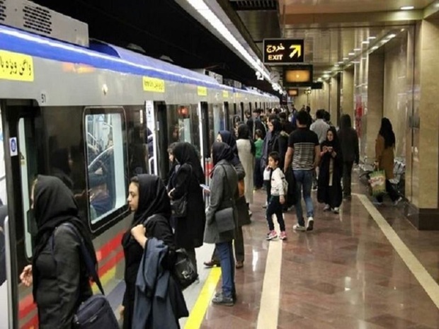 ببینید/  اجرای طرح عفاف و حجاب در ایستگاه‌های مترو تهران