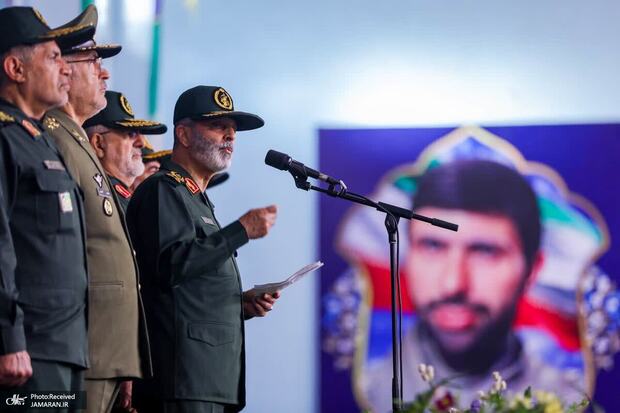 سرلشکر موسوی: رژیم صهیونیستی دست به خودزنی زده است/ ارتش و سپاه پیوند برادرانه و راهبردی دارند