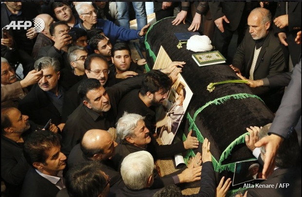 اشک هایی در فراق «شیخ اعتدال»

