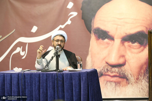 دیدار مدیران و کارکنان موسسه تنظیم و نشر آثار امام خمینی(س) با سرپرست جدید این موسسه