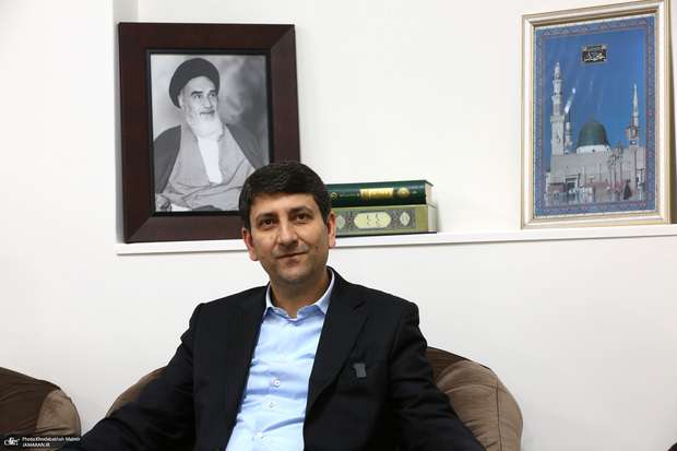ستار هاشمی: 5G امسال به صورت کاملا ملموس در کشور شدت خواهد گرفت/ تلاش برای حل اختلافات وزارت ارتباطات با مخابرات/ حمایت وزارت ارتباطات از تولید محتوای متناسب با ارزش‌ها، باورها و ذائقه مردم/ به سمت ماهواره‌های مخابراتی در شعاع 36 هزار کیلومتری می‌رویم