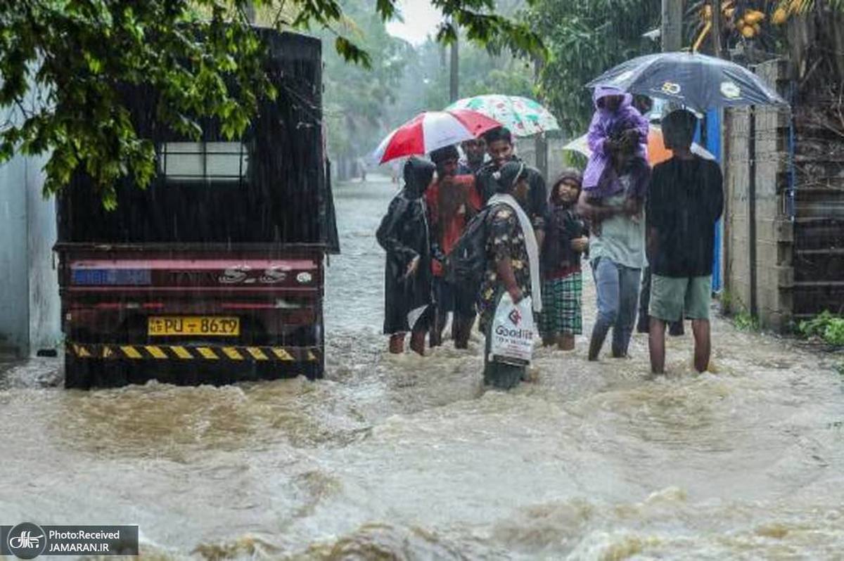 سیل و رانش زمین در سریلانکا ۴۰ کشته برجای گذاشت + عکس‌ها