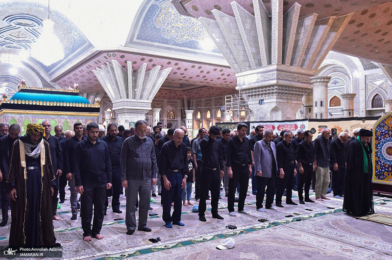 مراسم عزاداری ظهر عاشورا در حرم مطهر امام خمینی
