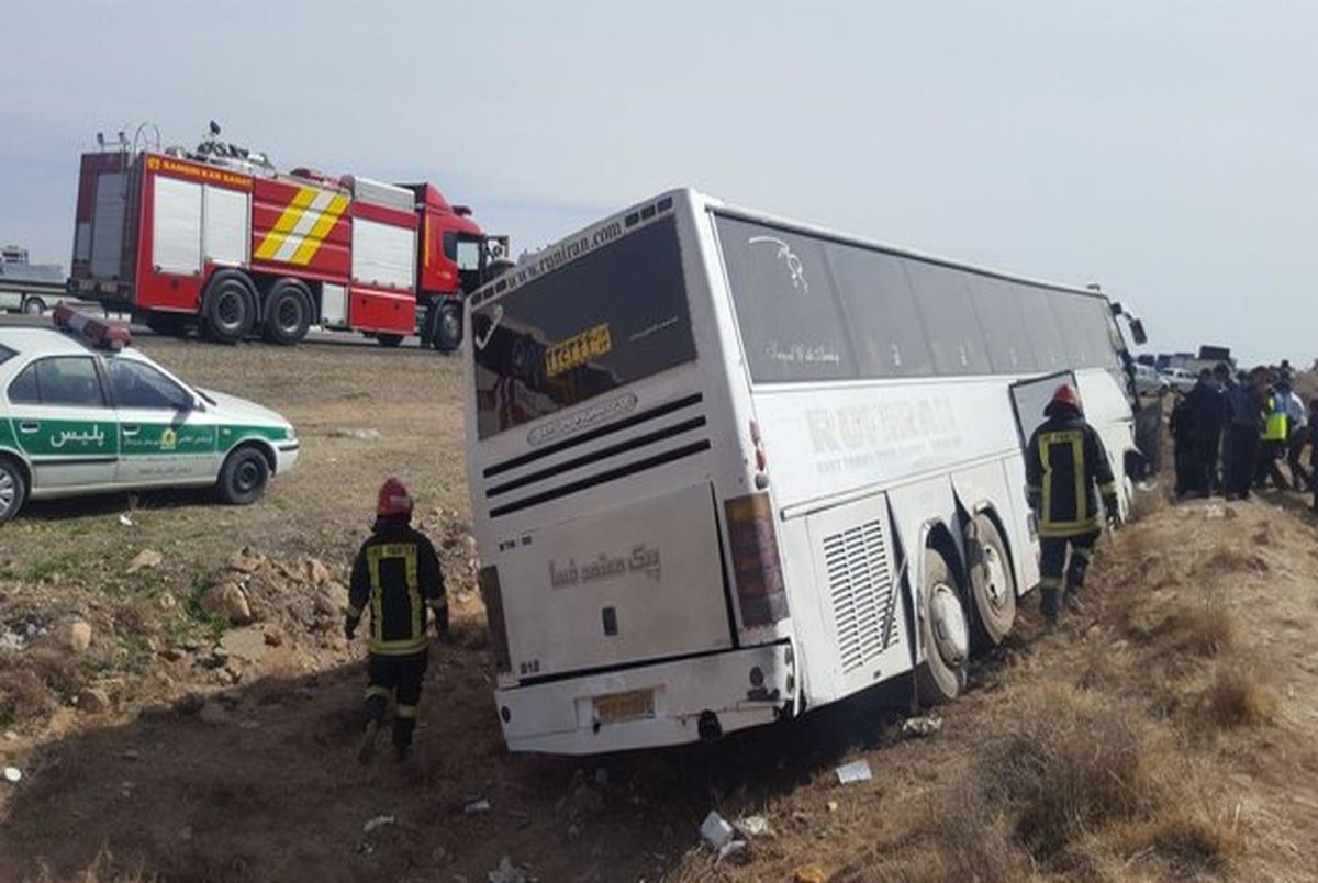 آخرین جزئیات واژگونی مرگبار اتوبوس استان فارس
