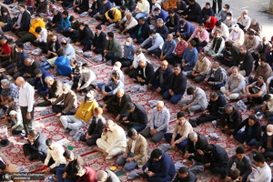 نماز عید سعید فطر در حرم مطهر حضرت معصومه (س)