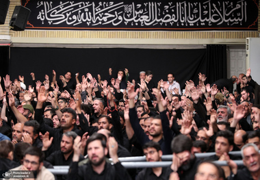 دومین شب مراسم عزاداری حضرت اباعبدالله الحسین (ع) در حسینیه امام خمینی 