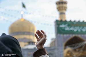 حال و هواى حرم مطهر امام رضا (ع) در شب ولادت