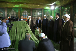 مراسم تجدید میثاق قوه‌ قضائیه با آرمان‌های امام خمینی(س) در حرم امام،