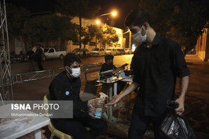 عزاداری شب چهارم محرم در مجاورت ارگ کریمخانی