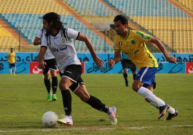 داربی نفت را صنعت بُرد/ صدرنشینی موقت شاگردان پورموسوی