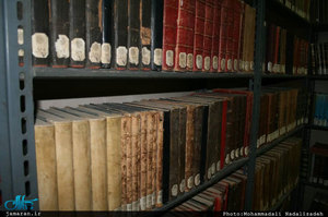 مزار  و کتابخانه علامه امینی در نجف اشرف