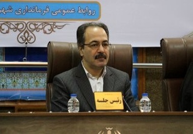 شوراها دارای برنامه باشند و از حاشیه‌ها پرهیز کنند