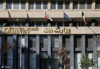 وزارت نفت: فروش ۱۱ میلیارد دلار نفت در چهار ماهه سال ۱۴۰۵ محقق شد