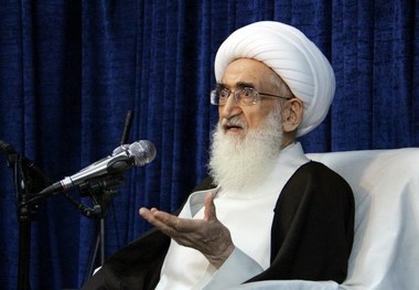 همگان با وحدت به فکر مقابله با دشمن باشند