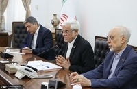 دیدار معاون اول رئیس‌جمهور با اساتید علوم سیاسی و روابط بین‌الملل (1)