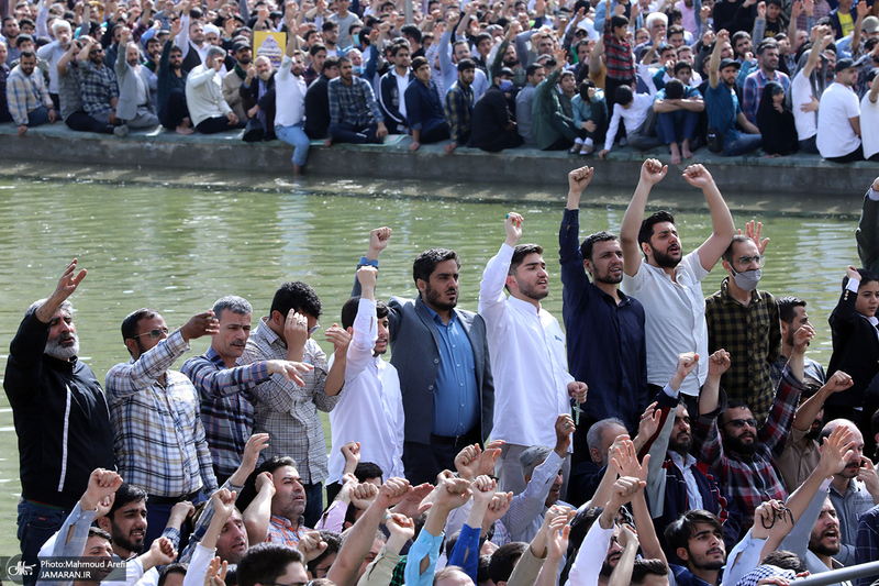 اقامه نماز عید فطر به امامت رهبر معظم انقلاب