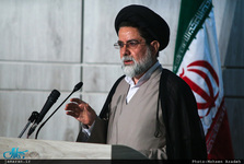 موسویان، عضو هیأت علمی دانشگاه مفید قم: پزشکیان برخوردهای جهادی و فداکارانه‌ای که داشت/ طلبه‌های جوان یا مداح‌ها موضع‌گیری‌هایی دارند که تصمیمات را مخدوش می‌کند/ تصمیم‌گیری نهایی را به شورای‌عالی امنیت ملی بسپاریم