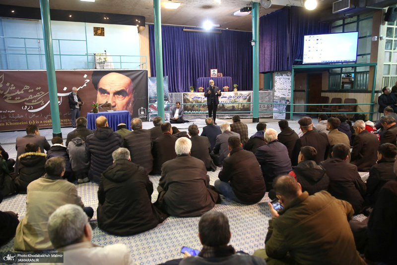 مراسم سی و چهارمین سالگرد گردان علی اکبر در حسینیه جماران