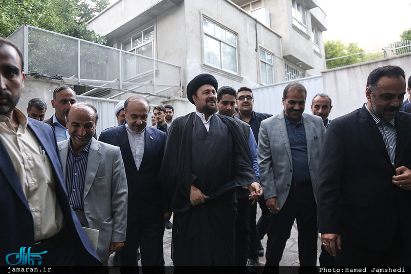 دیدار وزیر ورزش و جوانان و جمعی از ورزشکاران با سید حسن خمینی 