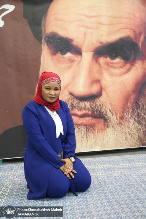 بازدید مشاور رسانه ای رئیس جمهور کشور کنگواز بیت امام خمینی (س) در چماران