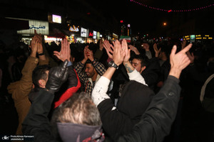 شادی مردم پس از صعود تیم ملی به جام جهانی قطر