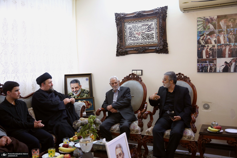 حضور آیت الله سید حسن خمینی در منزل شهید سرلشگر سید عبدالرحیم موسوی