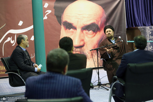 دیدار دبیر کل و اعضای حزب مردم سالاری با سید حسن خمینی