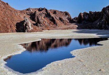 استاندار: طرح ساماندهی کوه نمک قم رها شده است