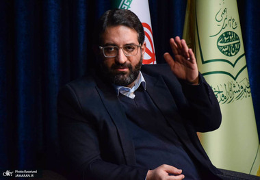 طاهری، عضو هیأت علمی دانشگاه امام حسین(ع): امام خمینی(س) مردمی که تماشاگر عرصه سیاسی شده بودند را وسط میدان آورد/ ایشان نه تنها حق اعتراض را می‌پذیرد، بلکه در موارد متعددی تشویق هم دارد