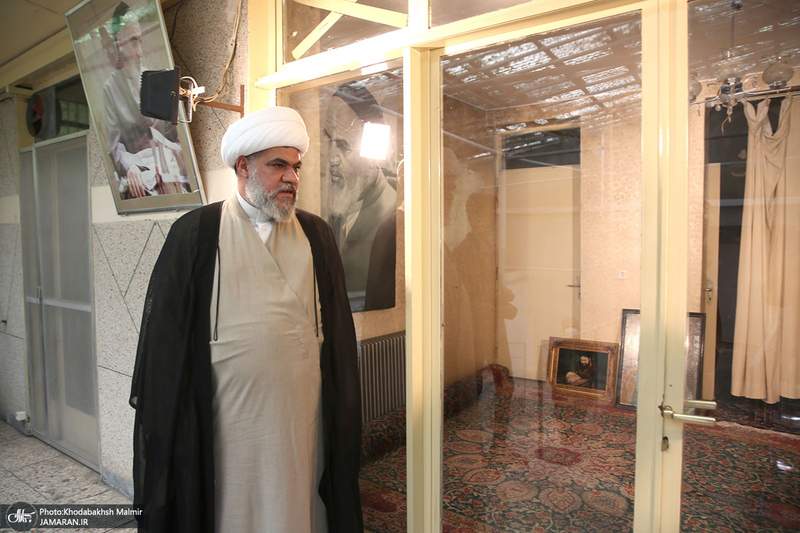 بازدید نماینده آیت الله العظمی یعقوبی از جماران / قیس طایی