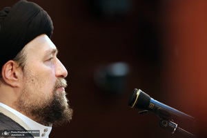 تجدید میثاق وزیر ، معاونان ومسئولان وزارت خارجه با آرمان های حضرت امام (س)