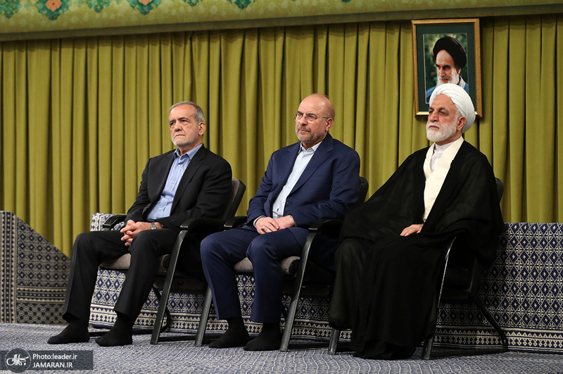 دیدار مسئولان نظام، سفرای کشور‌های اسلامی و مهمانان کنفرانس وحدت با رهبر انقلاب