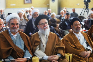 نشست‌ فقه پژوهی با موضوع رجوع مسلمان به محاکم دولت‌های غیر اسلامی