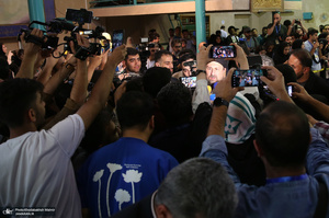 حضور سید حسن خمینی در مرحله دوم انتخابات ریاست جمهوری چهاردهم