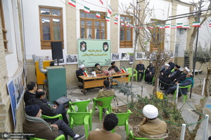 نشست بازخوانی خاطرات امام خمینی و انقلاب اسلامی در قم‎