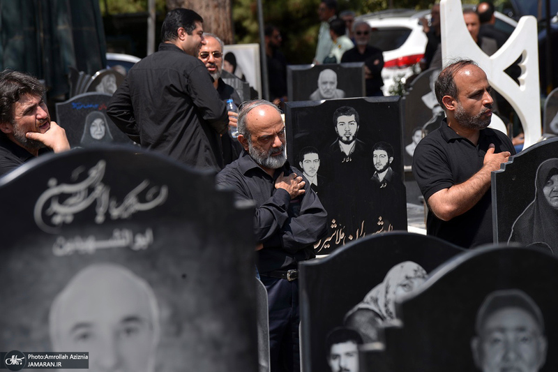 مراسم خاکسپاری سیدعلی صنیع خانی در بهشت زهرا (س) تهران